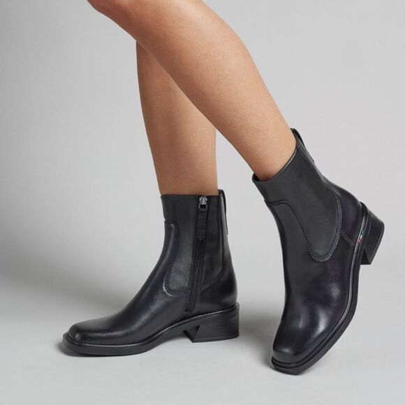 Franco Sarto Black Leather Ankle Boots(Size 7M) - Picture 1 of 9